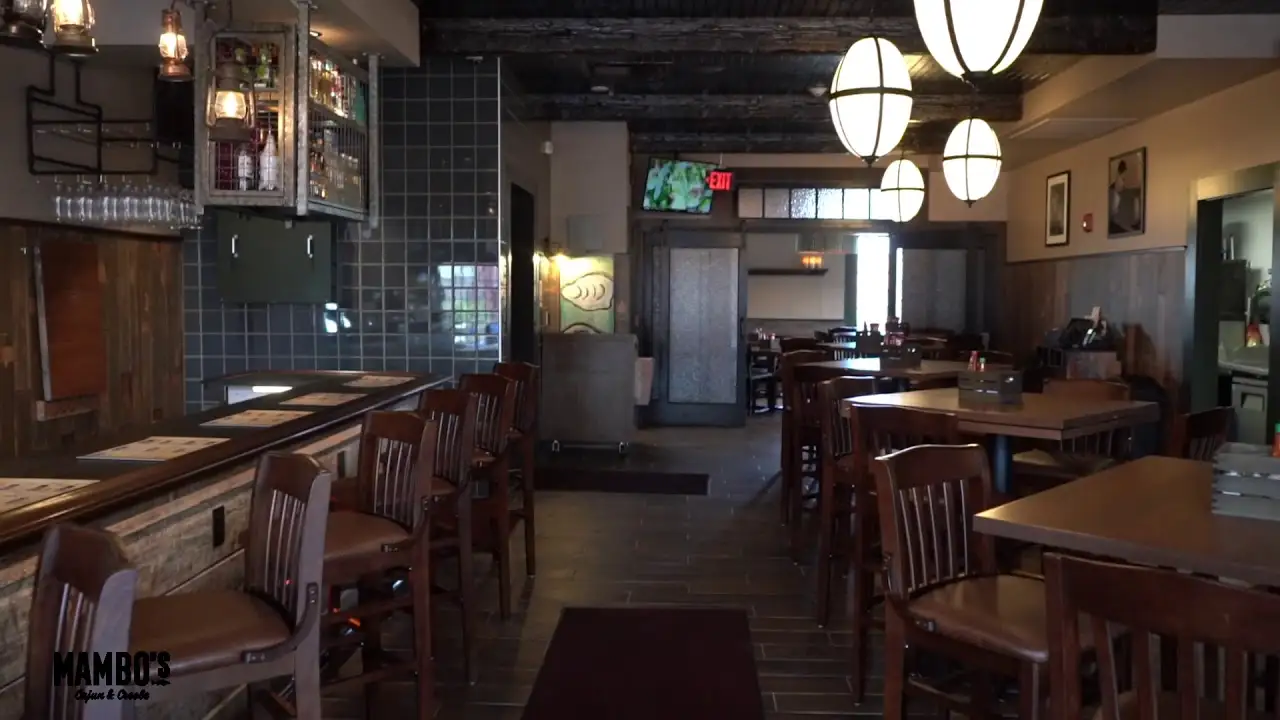 Basin: Main dining, 3rd floor at Mambo's